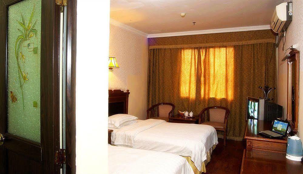 Guangzhou Jingdu Hotel Esterno foto